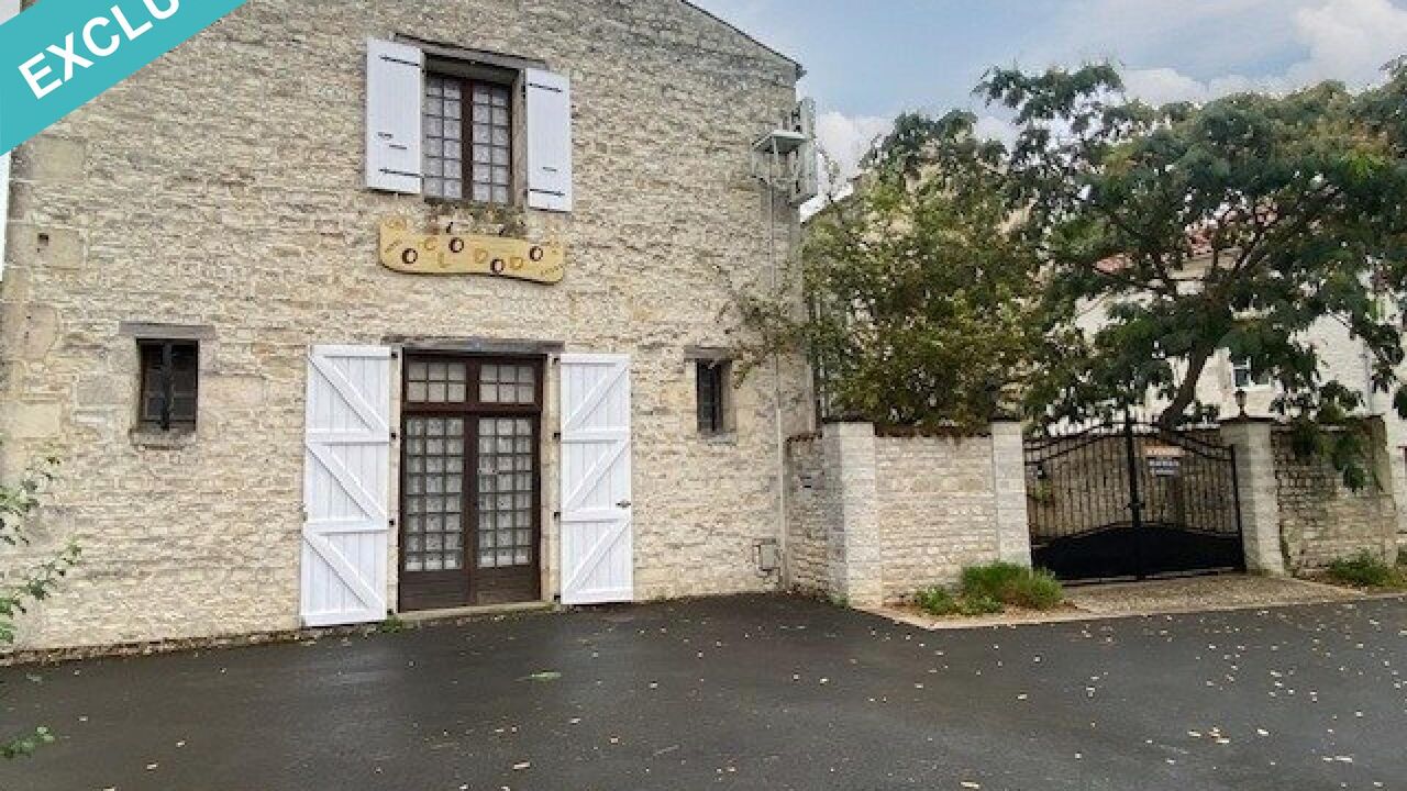 maison 11 pièces 250 m2 à vendre à Néré (17510)