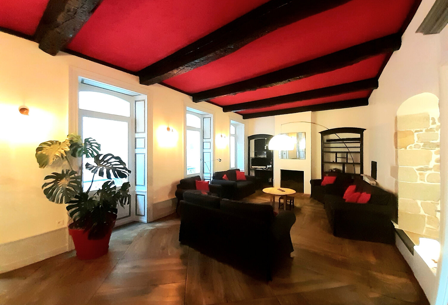 Bien rare en coeur de ville de Saint-Affrique — photo 1