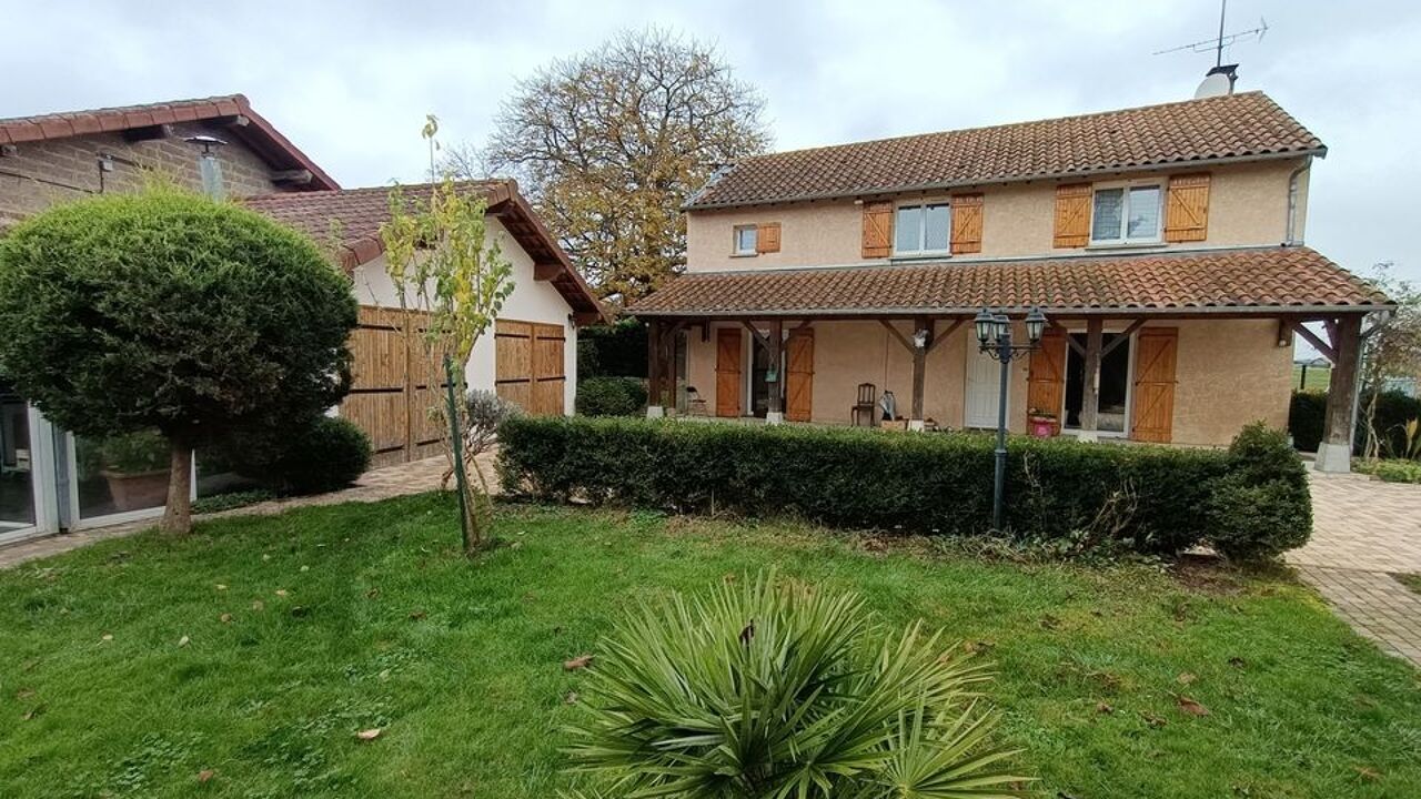 maison 4 pièces 140 m2 à vendre à Chevroux (01190)