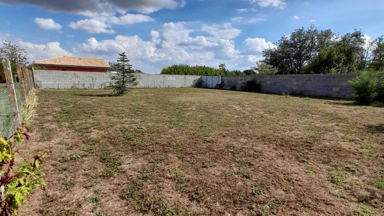 terrain  pièces 845 m2 à vendre à Ambarès-Et-Lagrave (33440)