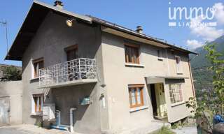 Maison 5 Pièces 77 m² à vendre à Saint-Martin-d'Arc (73140)