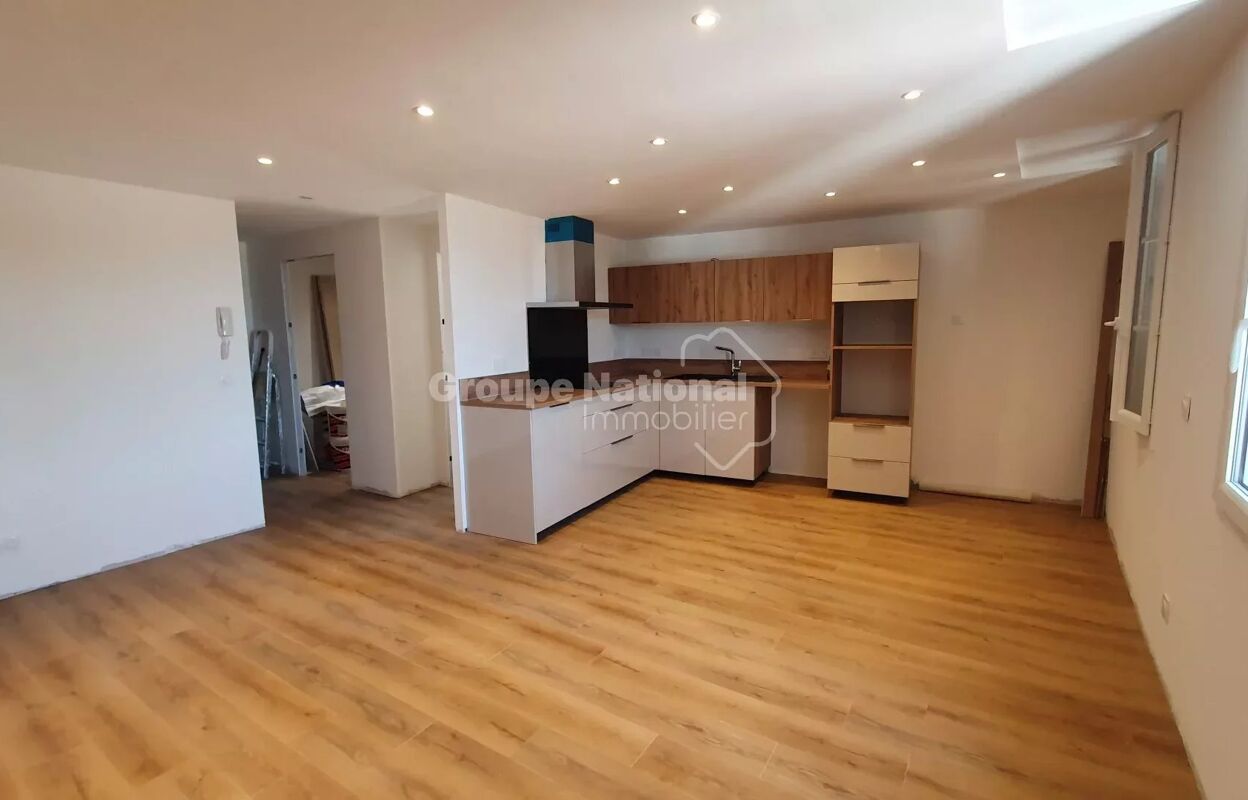 appartement 3 pièces 90 m2 à louer à Fuveau (13710)