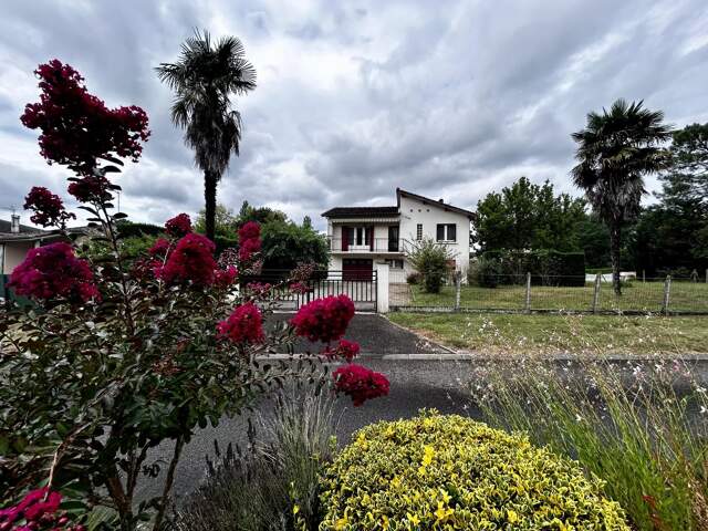 Maison de village avec terrain — photo du bien