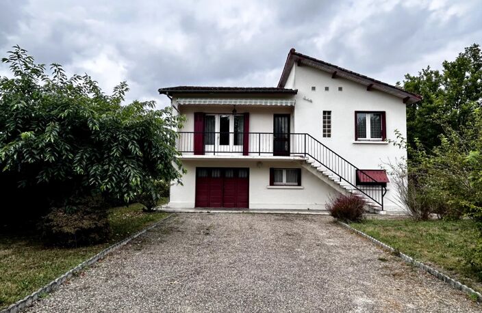 Maison de village avec terrain — photo 2