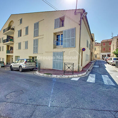 Appartement 4 pièces 299900 €