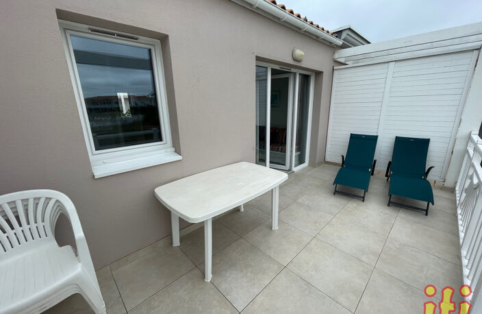 Appartement F2 dans résidence de vacances avec piscine — photo 3