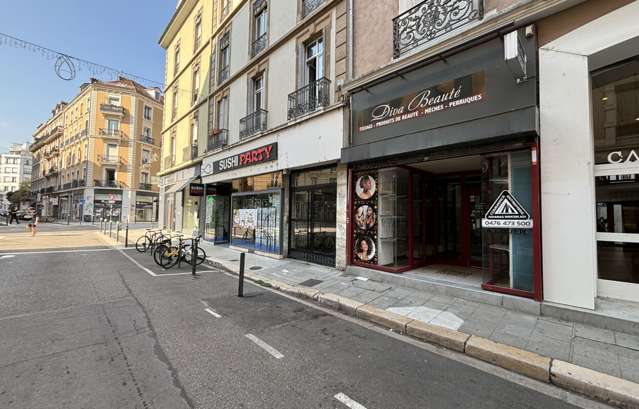 commerce  pièces 75 m2 à louer à Grenoble (38000)