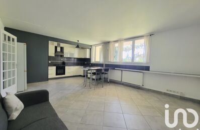 location appartement 1 050 € CC /mois à proximité de Ris-Orangis (91130)