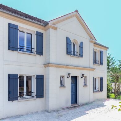 Maison 10 pièces 185 m²