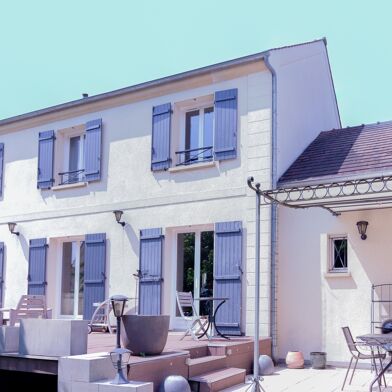 Maison 10 pièces 185 m²