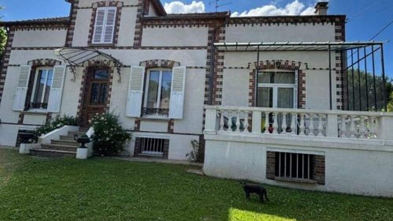 maison 7 pièces 160 m2 à vendre à Villeneuve-sur-Yonne (89500)