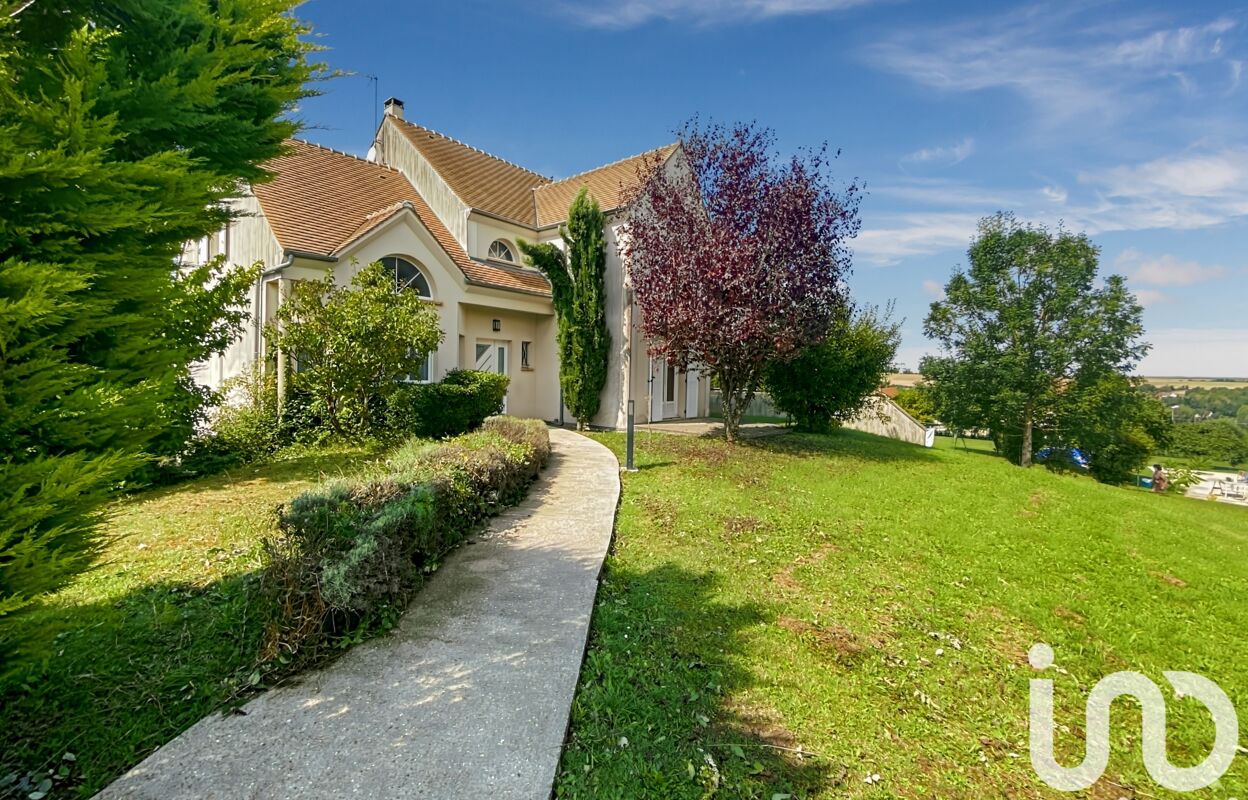 maison 9 pièces 195 m2 à vendre à Sainte-Colombe (77650)