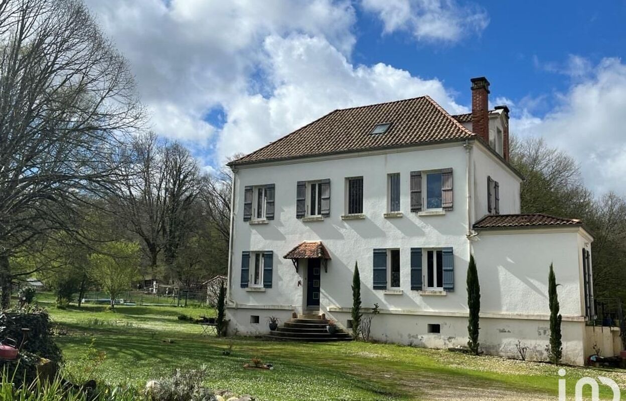 maison 10 pièces 263 m2 à vendre à Brantôme (24310)