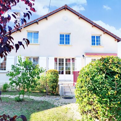 Maison 7 pièces 144 m²