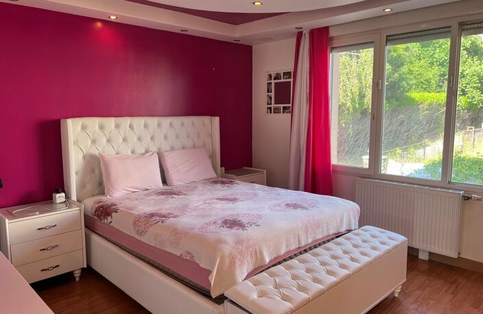 Appartement T4 de 102m² avec terrasse et jardin privatif de 150 — photo 2