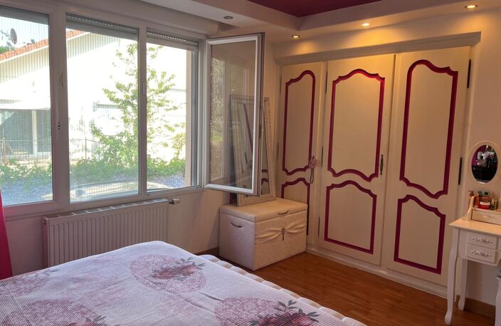 Appartement T4 de 102m² avec terrasse et jardin privatif de 150 — photo 4