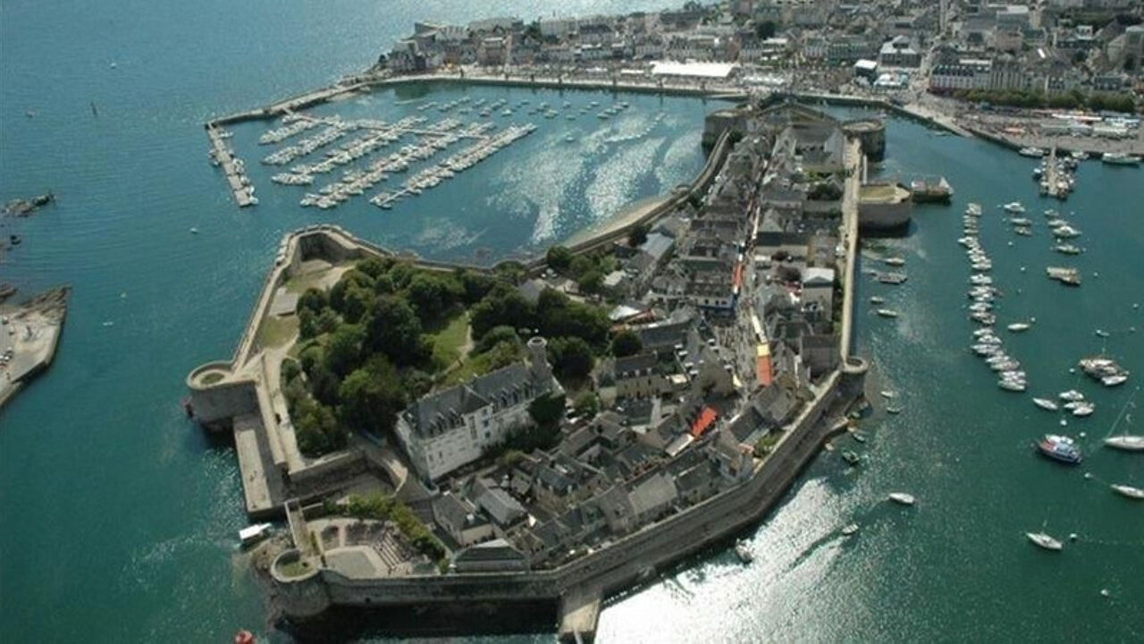 commerce 8 pièces 162 m2 à vendre à Concarneau (29900)