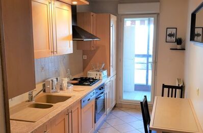 location appartement 595 € CC /mois à proximité de Vaulx-en-Velin (69120)