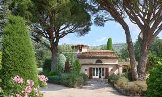 Maison 9 Pièces 232 m² à vendre à Saint-Vallier-de-Thiey (06460)