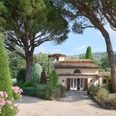 Maison 9 pièces 990000 €