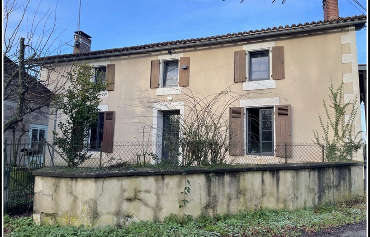 maison 6 pièces 133 m2 à vendre à Clavé (79420)