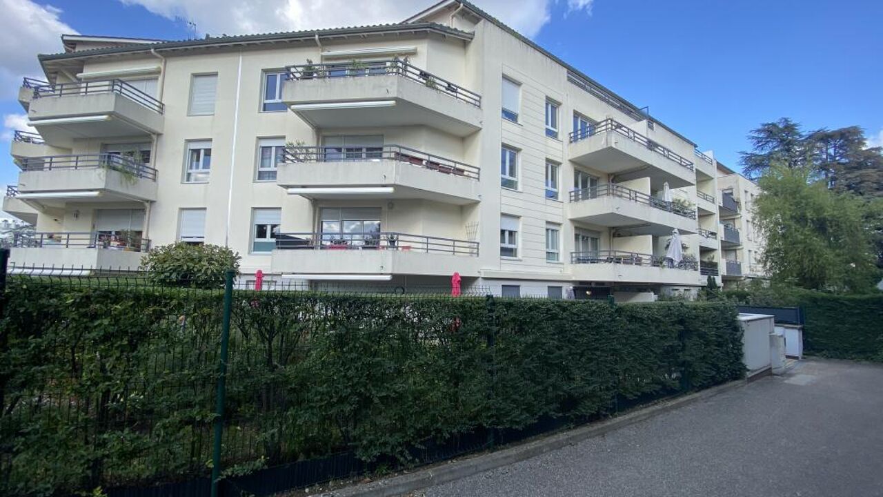 appartement 2 pièces 49 m2 à louer à Décines-Charpieu (69150)