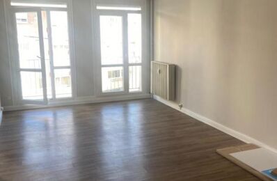 location appartement 720 € CC /mois à proximité de La Valla-en-Gier (42131)