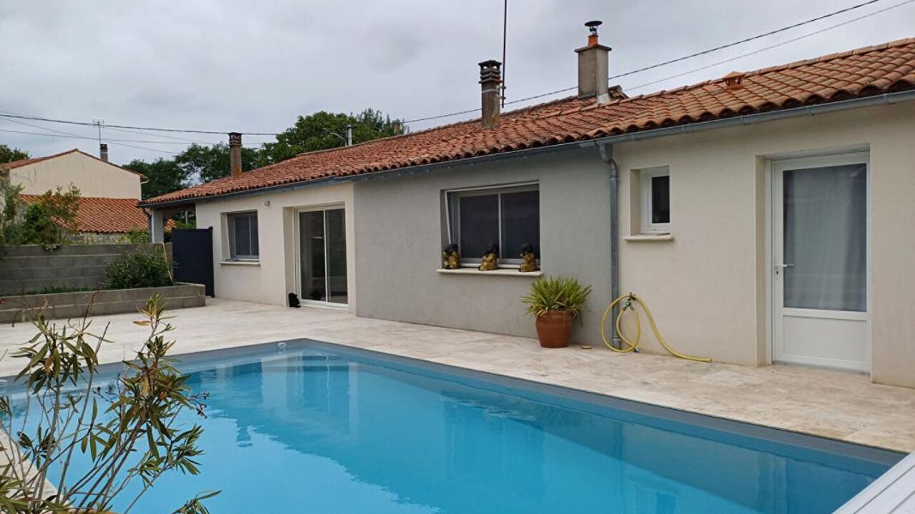 maison 5 pièces 125 m2 à vendre à Aiffres (79230)