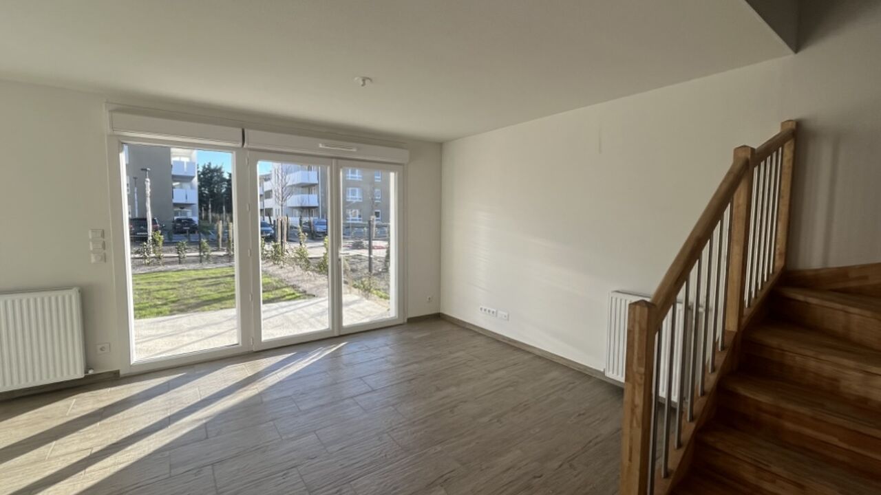 maison 4 pièces 84 m2 à louer à Monteux (84170)