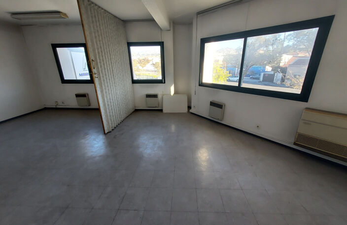 BUREAUX ZONE D'ACTIVITÉ MARITIME DE MOUREPIANE LOT 402 — photo 4