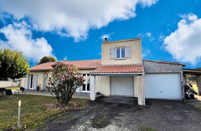 vente maison 225 780 € à proximité de Louzac-Saint-André (16100)