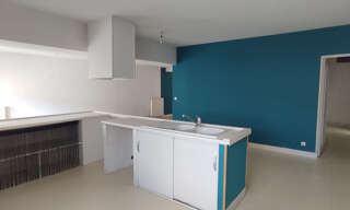 Immeuble  103 m² à vendre à Pons (17800)