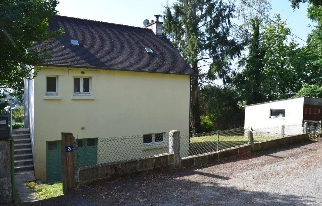 maison 3 pièces  m2 à vendre à Saint-Nicolas-du-Pélem (22480)