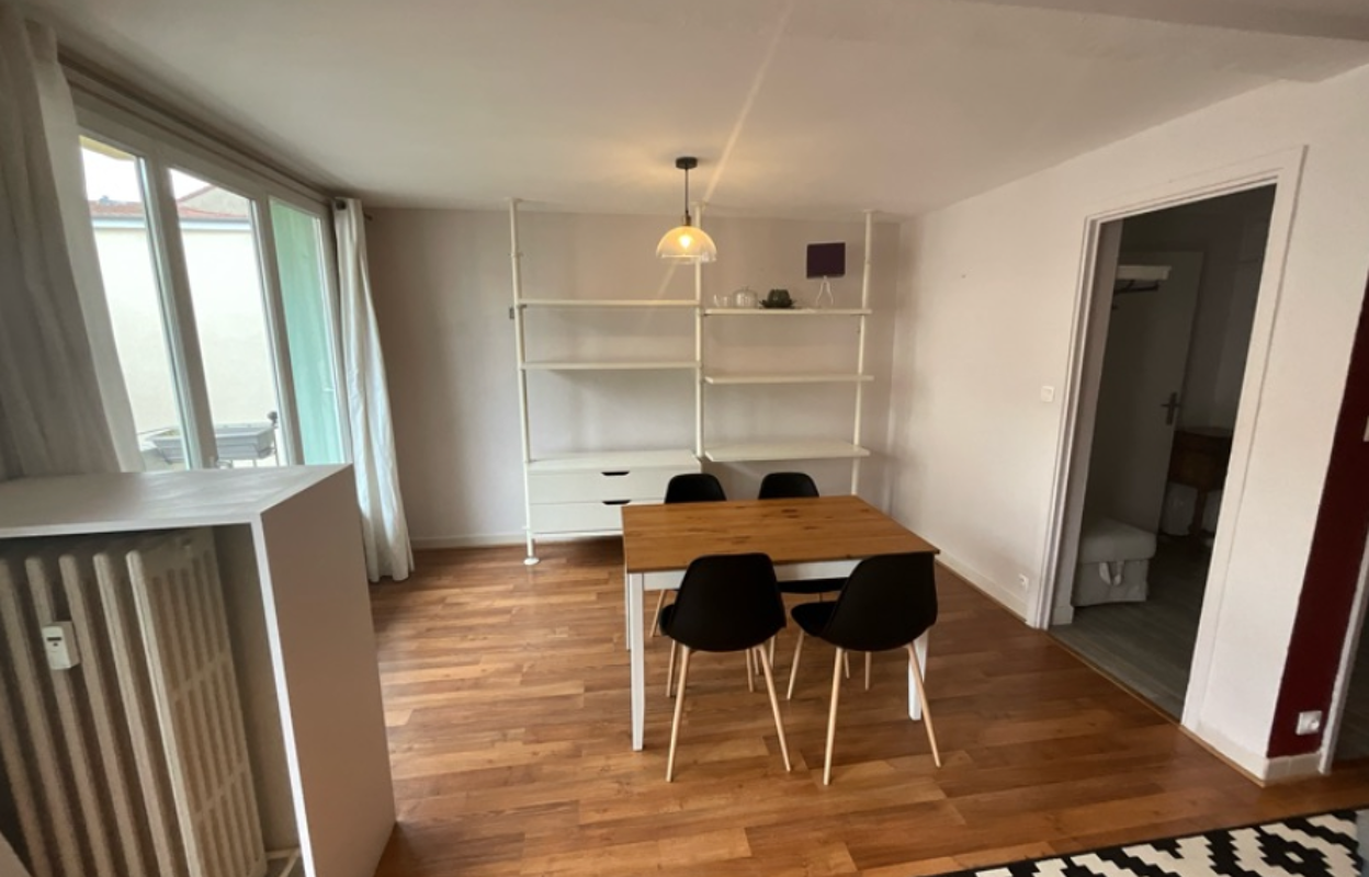 appartement 2 pièces 55 m2 à louer à Saint-Étienne (42000)