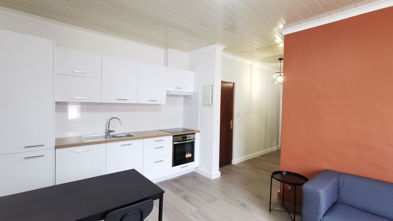 appartement 3 pièces 47 m2 à louer à Marseille 8 (13008)