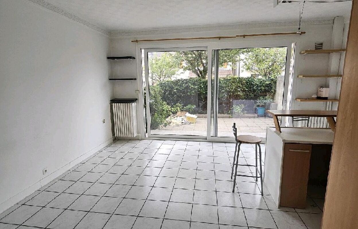 appartement 2 pièces 35 m2 à vendre à Bondy (93140)