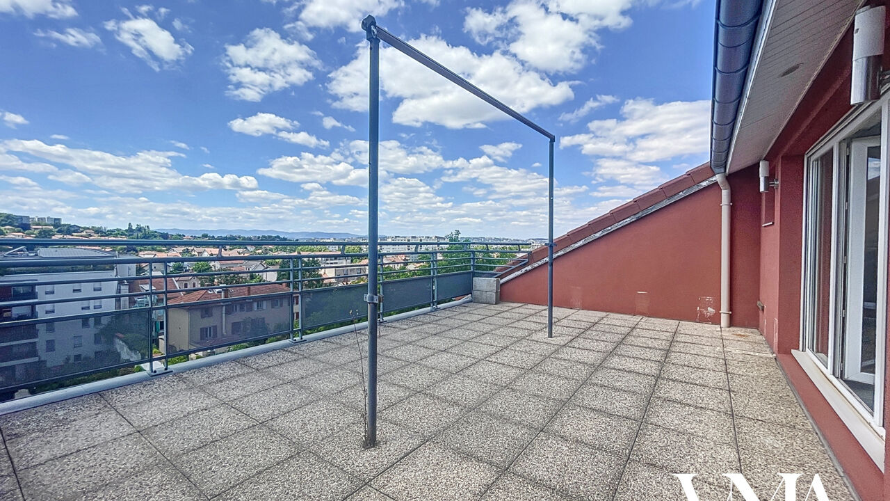 appartement 5 pièces 149 m2 à vendre à Vénissieux (69200)