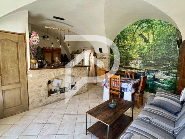 Ansouis -  Maison de village T4 103 m2 hab avec studio indépe... — photo du bien