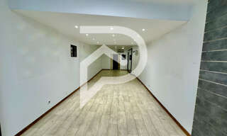 Immeuble  53 m² à vendre à Pertuis (84120)