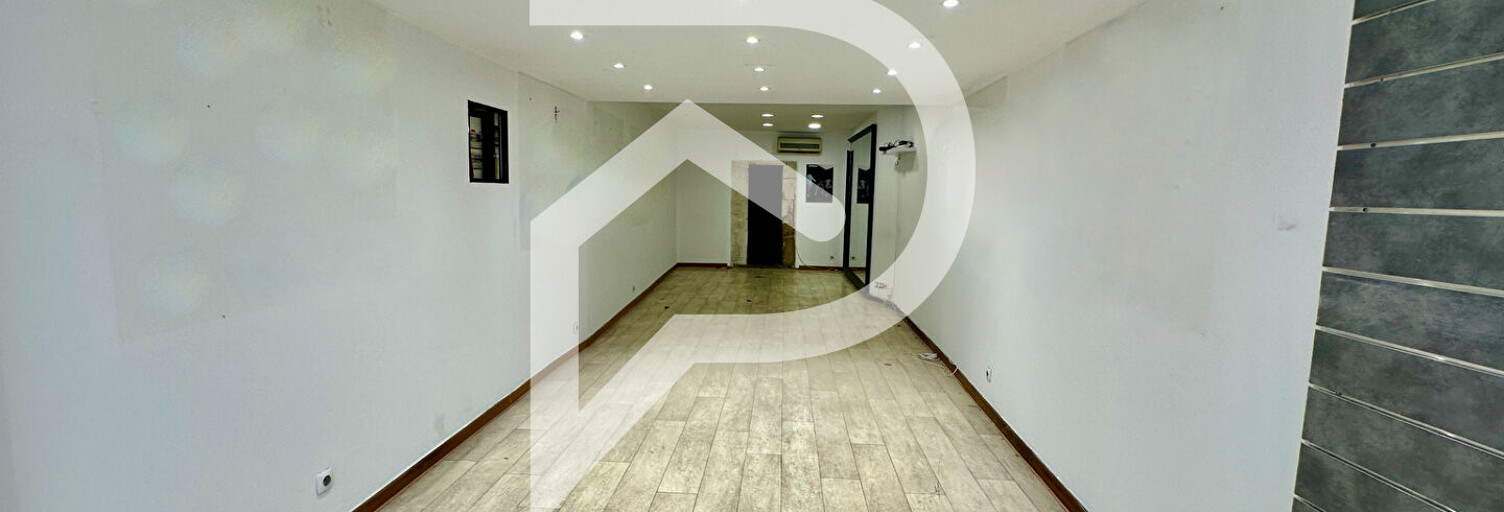 Immeuble  53 m² à vendre à Pertuis (84120)