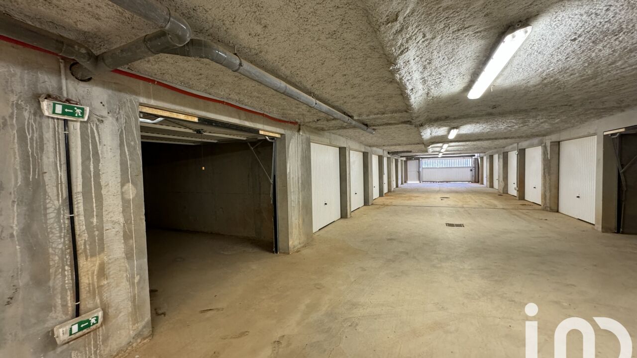 garage  pièces 18 m2 à vendre à Béziers (34500)