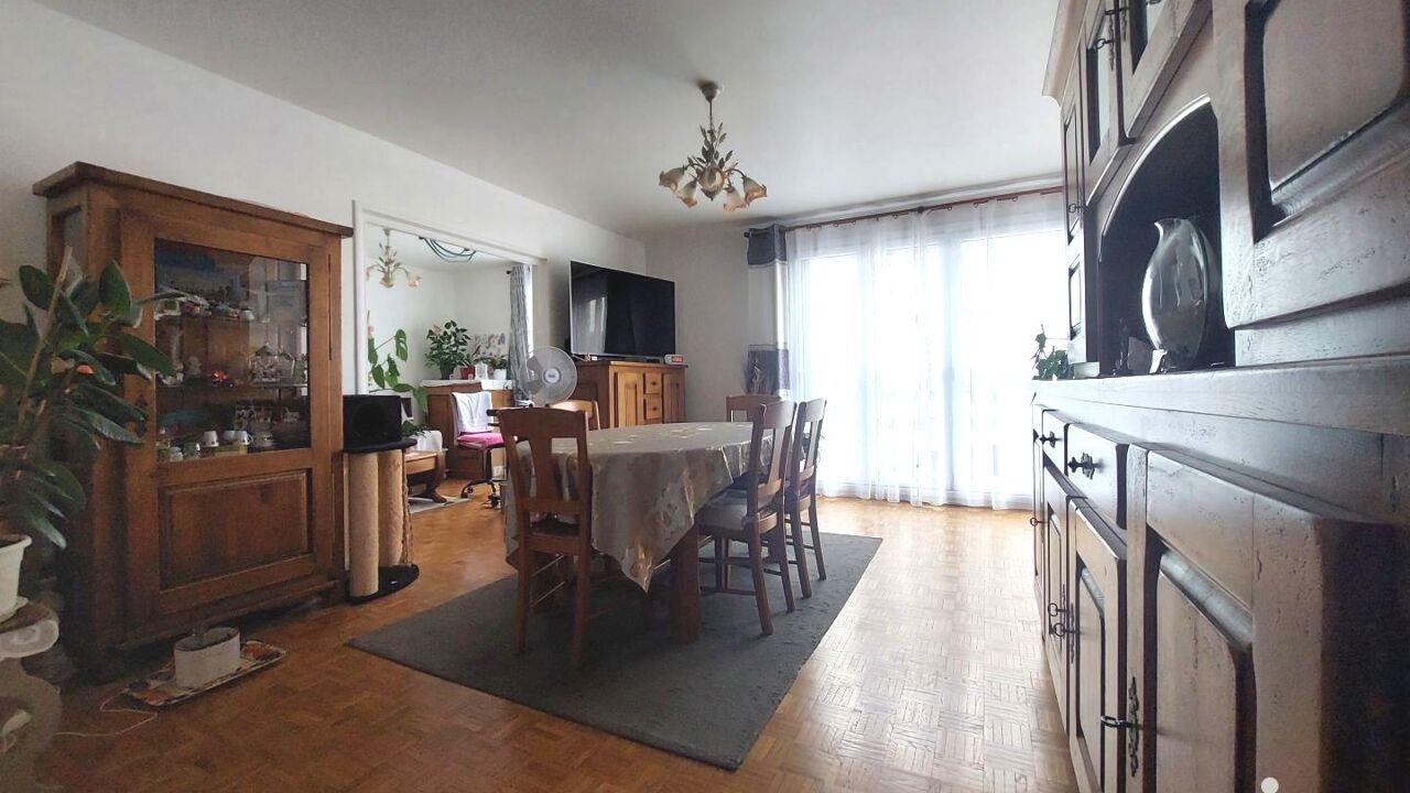 appartement 5 pièces 101 m2 à vendre à Villeneuve-la-Garenne (92390)