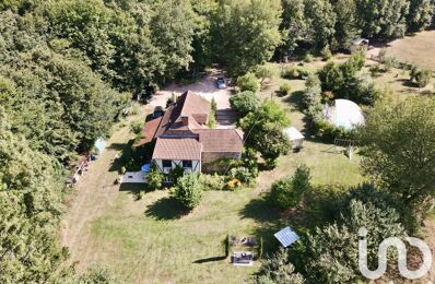 vente maison 445 000 € à proximité de Rueyres (46120)