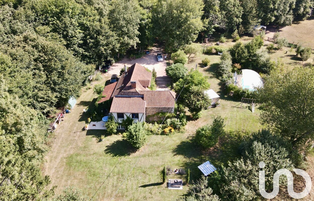 maison 7 pièces 193 m2 à vendre à Saint-Maurice-en-Quercy (46120)