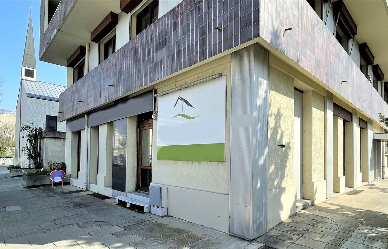 commerce  pièces 116 m2 à vendre à Grenoble (38100)