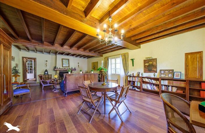 Maison en pierre de 6 pièces principales — photo 2
