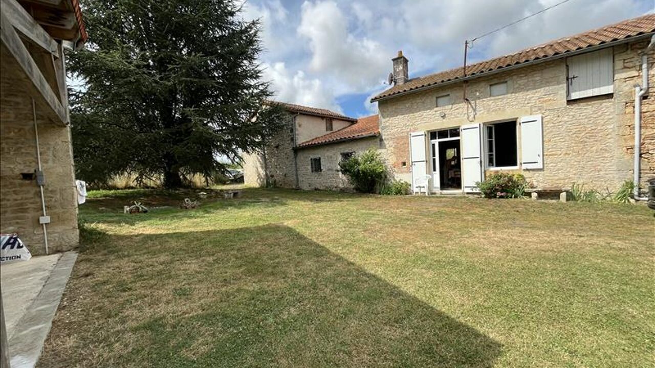 maison 3 pièces 138 m2 à vendre à Bioussac (16700)