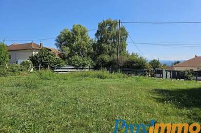 Terrain  82000 €