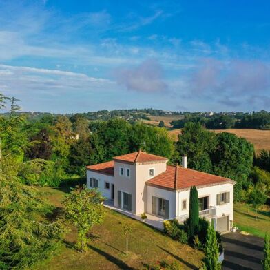 Maison 7 pièces 499000 €