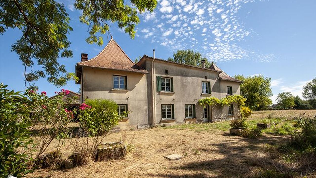 maison 6 pièces 144 m2 à vendre à Sainte-Croix-de-Mareuil (24340)